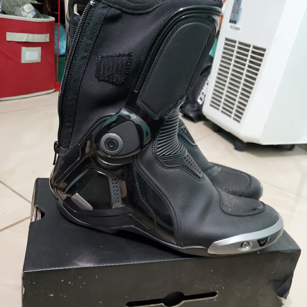 Dainese d1 torque in boots